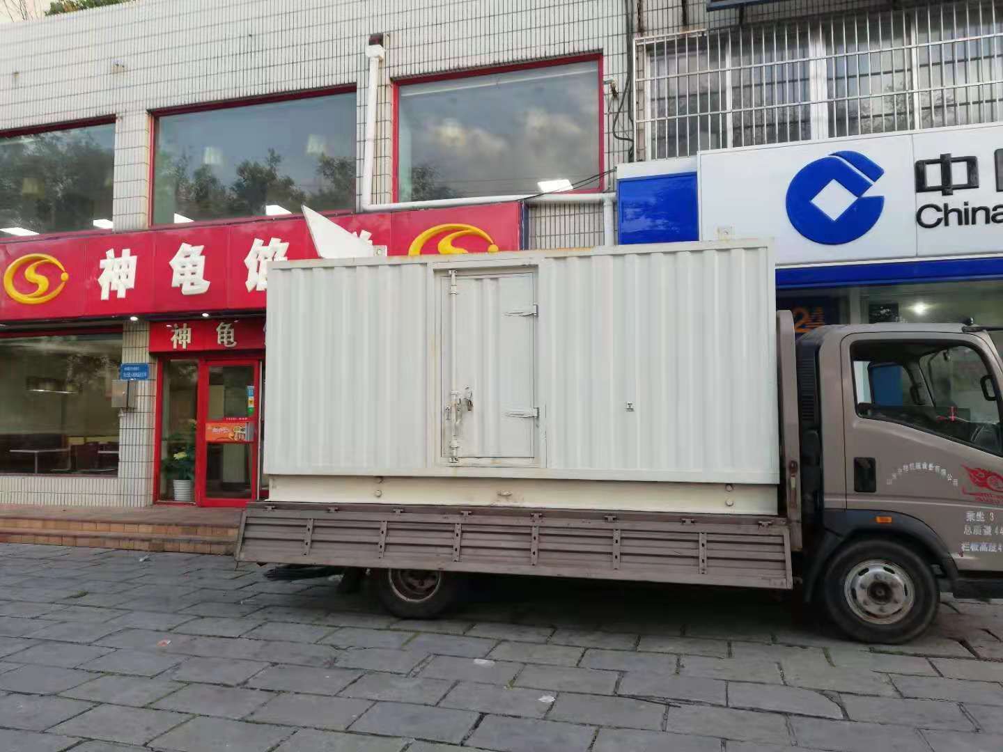章丘出租发电机-柴油发电机组错误的启动方式