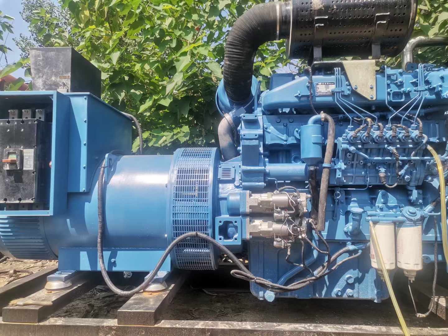 章丘详细说明降低 800kW 柴油发电机输出电流波动的方法